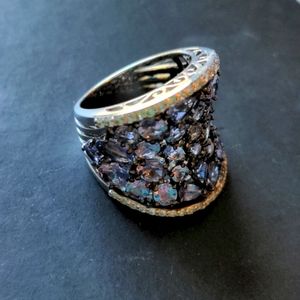 925 sterling silver Tanzanite / White Zircon Ring